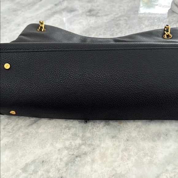 Tory Burch Black and Gold Shoulder Bag with Chain Strap - Picture 5 of 6